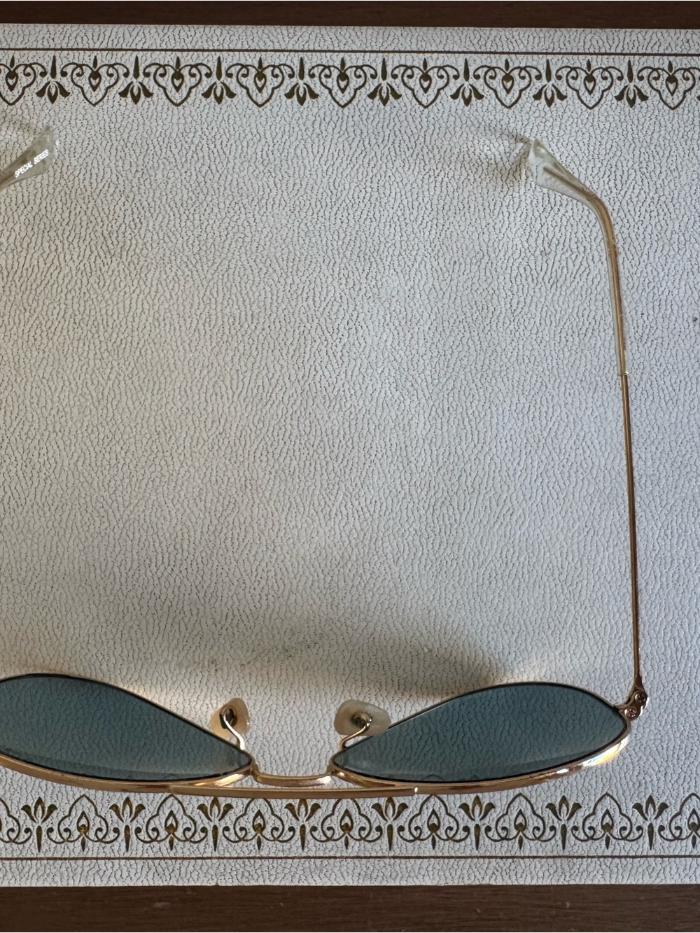 Ray-Ban Gold Aviator Sunglasses with Green Lenses - Picture 4 of 7
